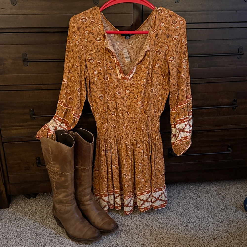 American Eagle Outfitters Brown Floral Long Sleeve Dress